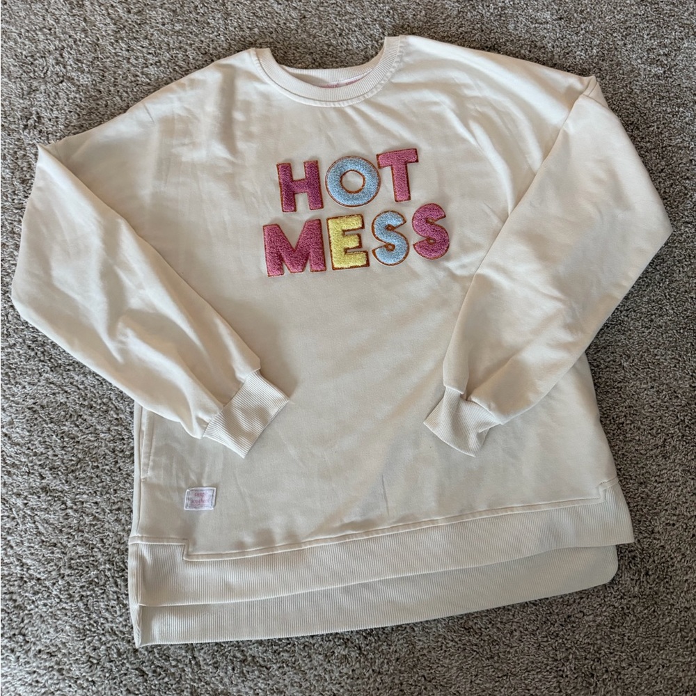 Simply Southern Cream Sweatshirt with Colorful 'Hot Mess' Design